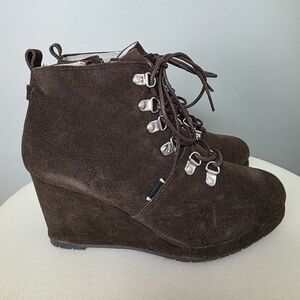 Suzanne Betro Brown Lace-Up Inside Zipper Suede Wedge Bootie, Size 7.5